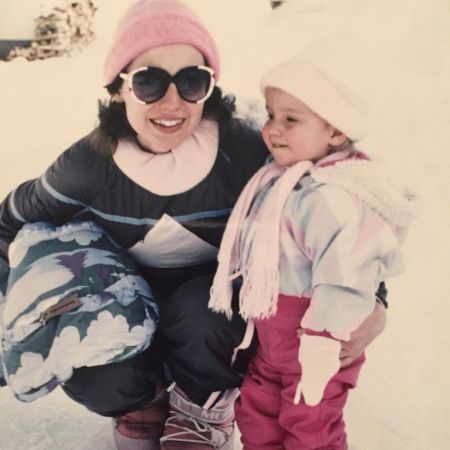 Vanessa Eichholz with her mother when she was 5 years old.
